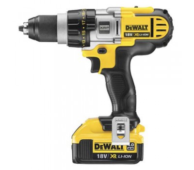 Дриль-шуруповерт DeWALT DCD980M2