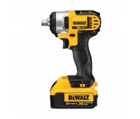 Гайковерт ударний DeWALT DCF880M2