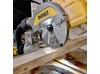 Пила торцювальна DeWALT DWS777 Пила торцювальна DeWALT DWS777