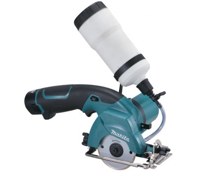 Аккумуляторная дисковая пила MAKITA CC300DW