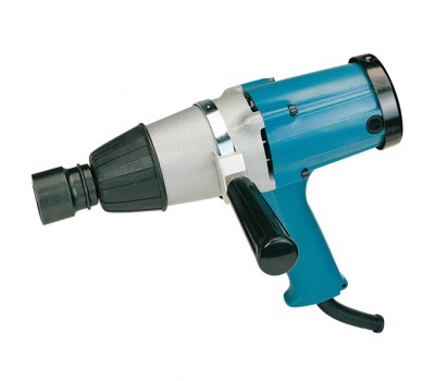 Ударный гайковерт Makita 6906